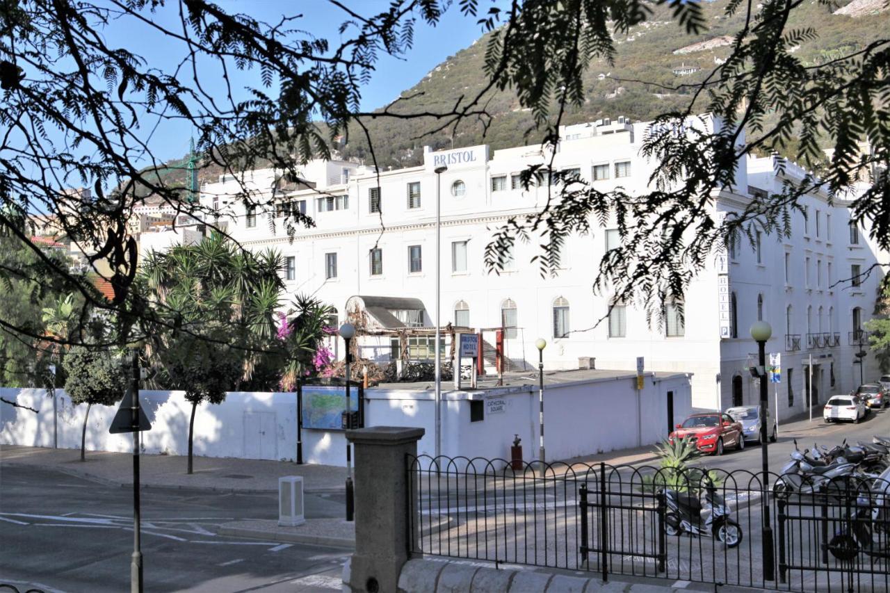 Bristol Hotel Гибралтар Экстерьер фото