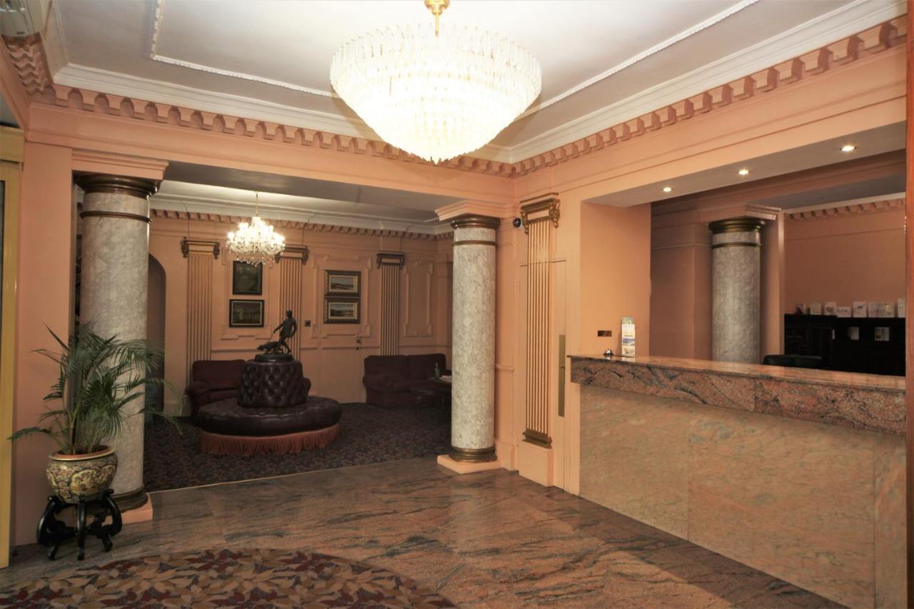 Bristol Hotel Гибралтар Экстерьер фото